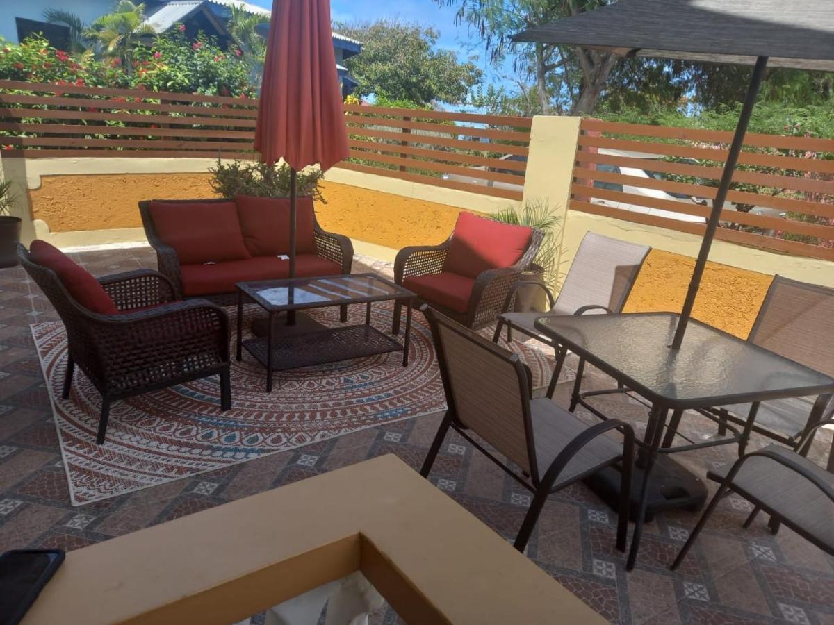 Brytan Villa Treasure Beach Extérieur photo