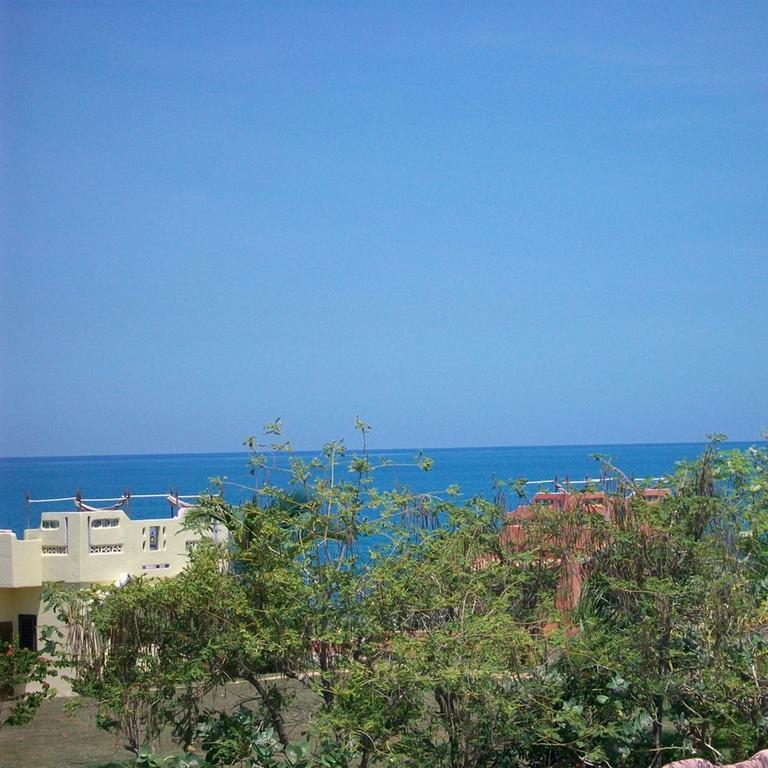 Brytan Villa Treasure Beach Chambre photo