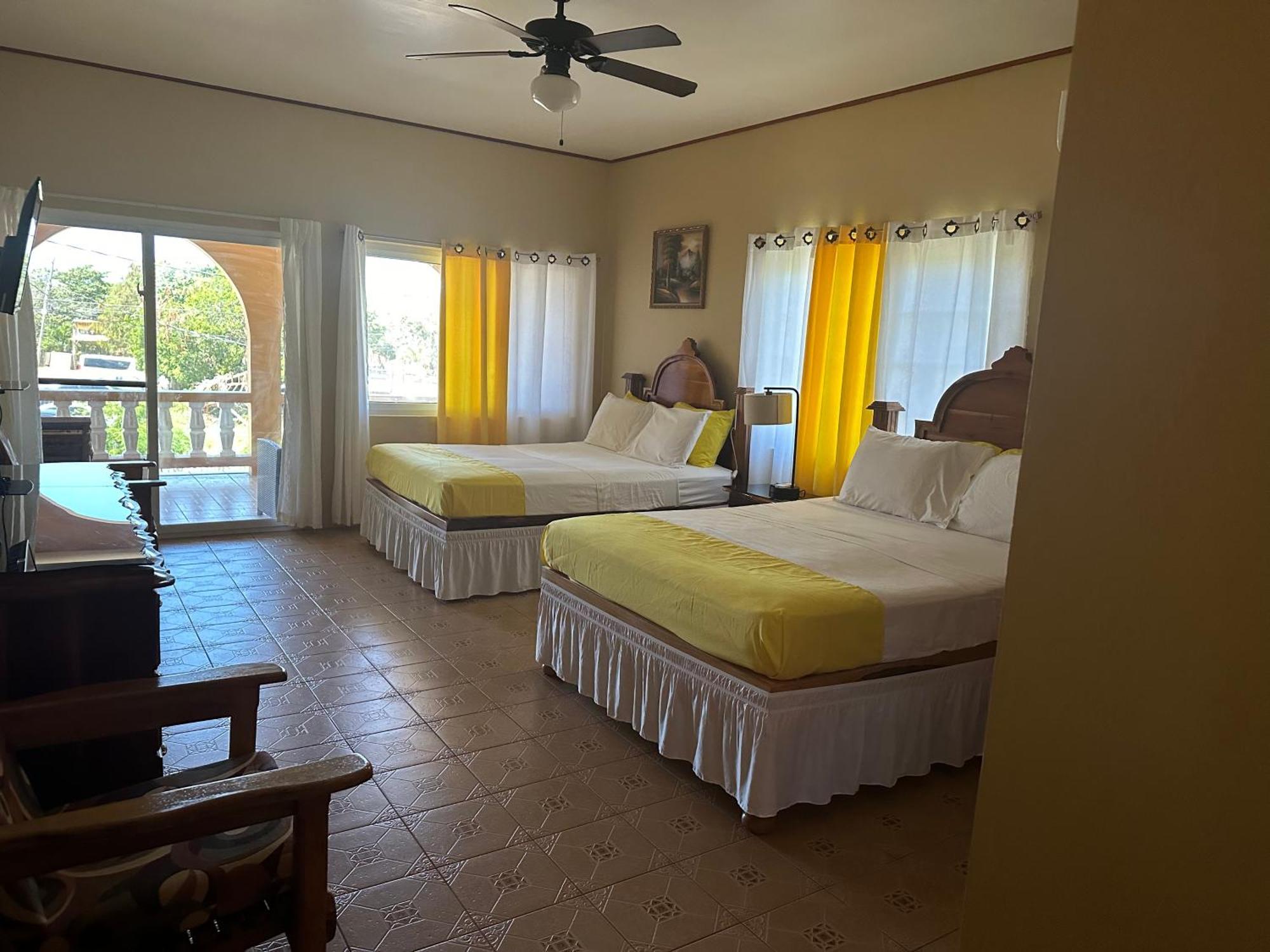 Brytan Villa Treasure Beach Extérieur photo